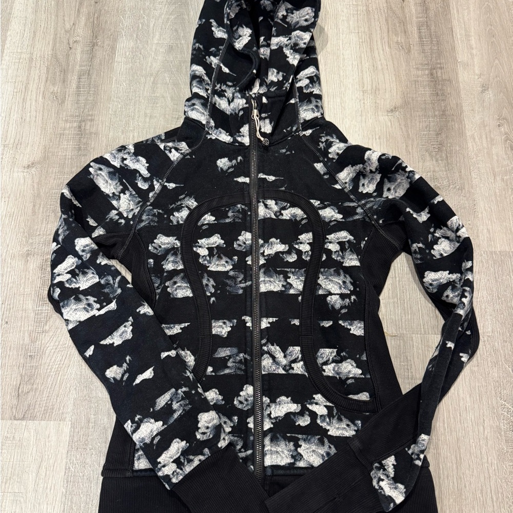 Rare* Lululemon Scuba Hoodie